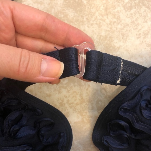 La Blanca soutache bikini top soft cup ,underwire, applique detail, B/C cup - Picture 5 of 9